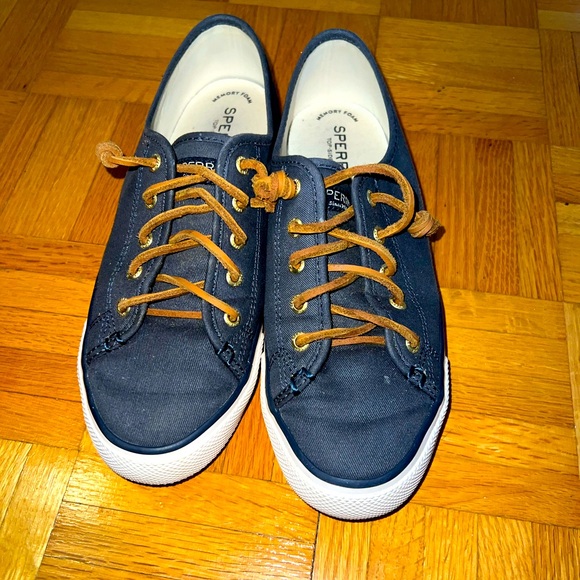 Sperry Shoes - Picture 1 of 2